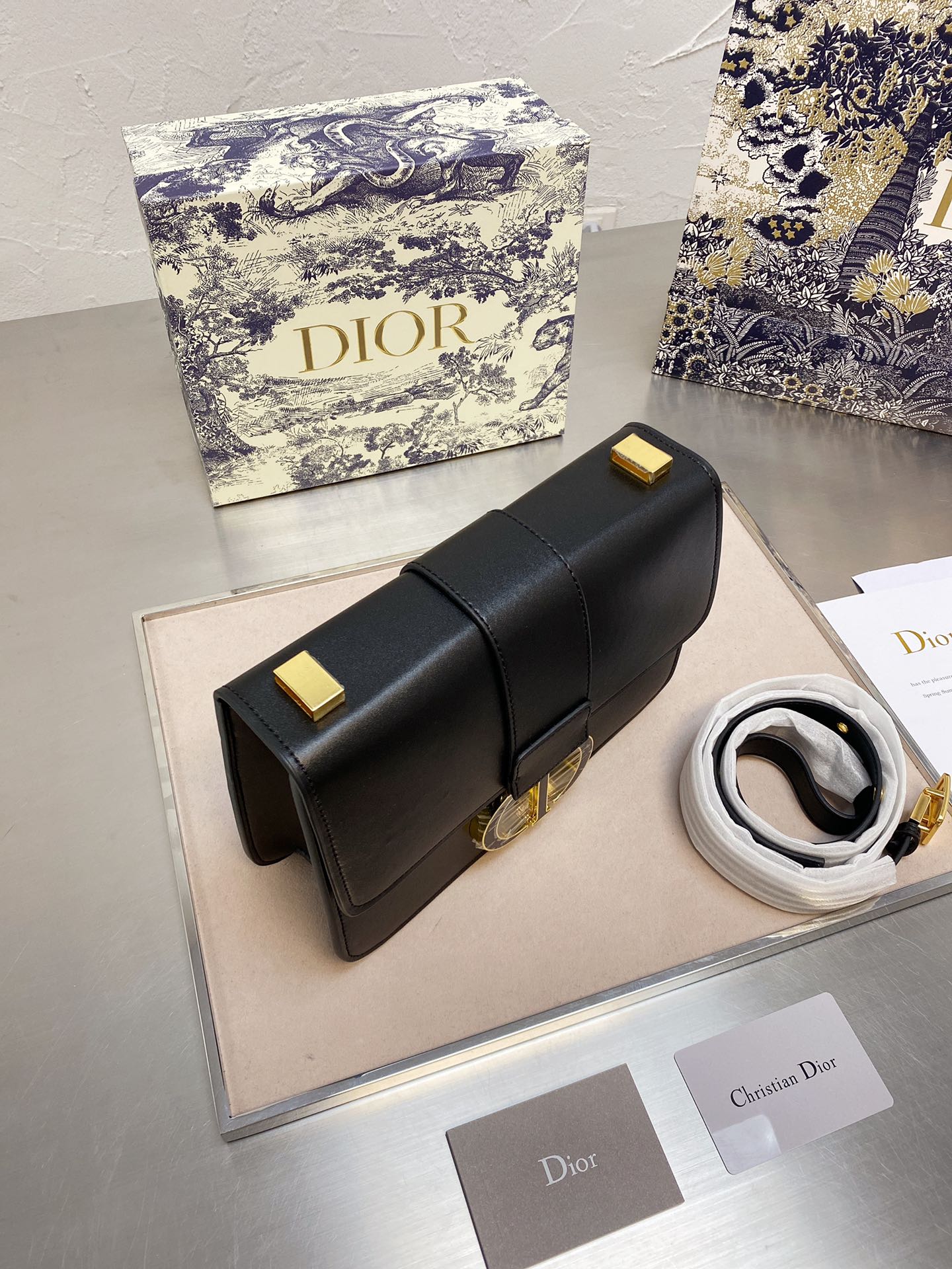 EN - New Arrival Bags DIR 054