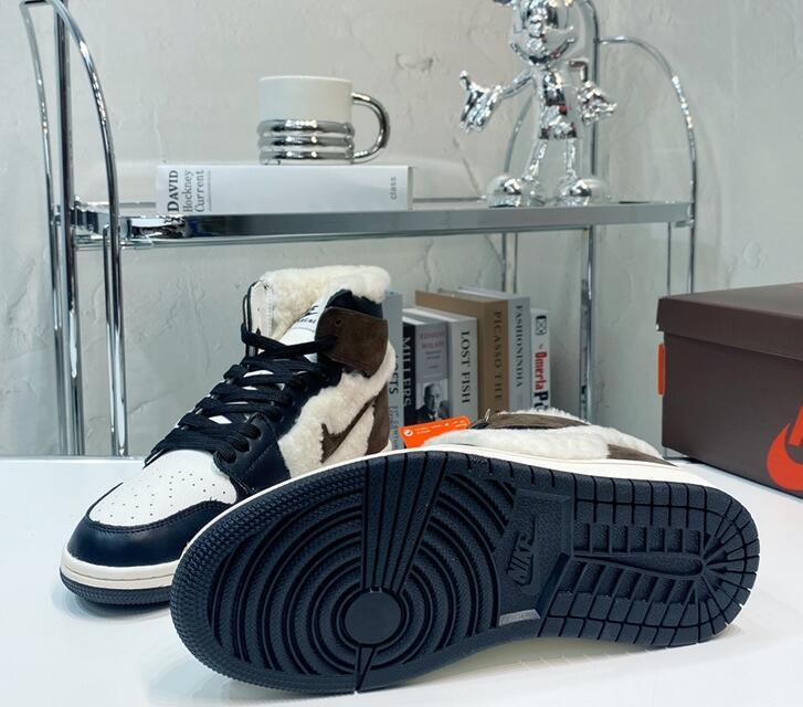 SAMC - NKE Shoes - 734