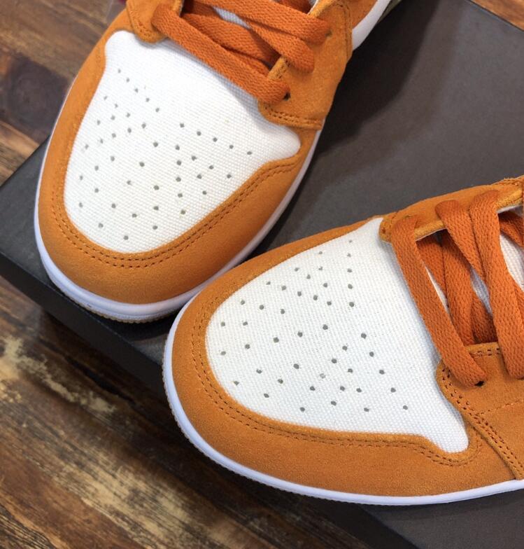 SAMC - NKE Shoes - 1045