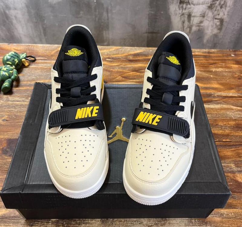 SAMC - NKE Shoes - 462