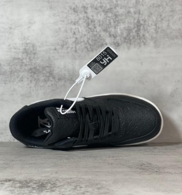 SAMC - NKE Shoes - 092