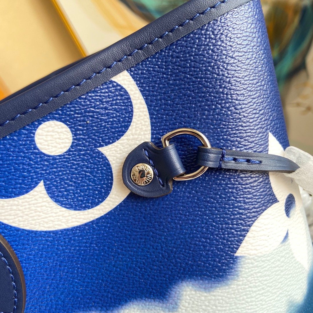 EN - New Arrival Bags LUV 165