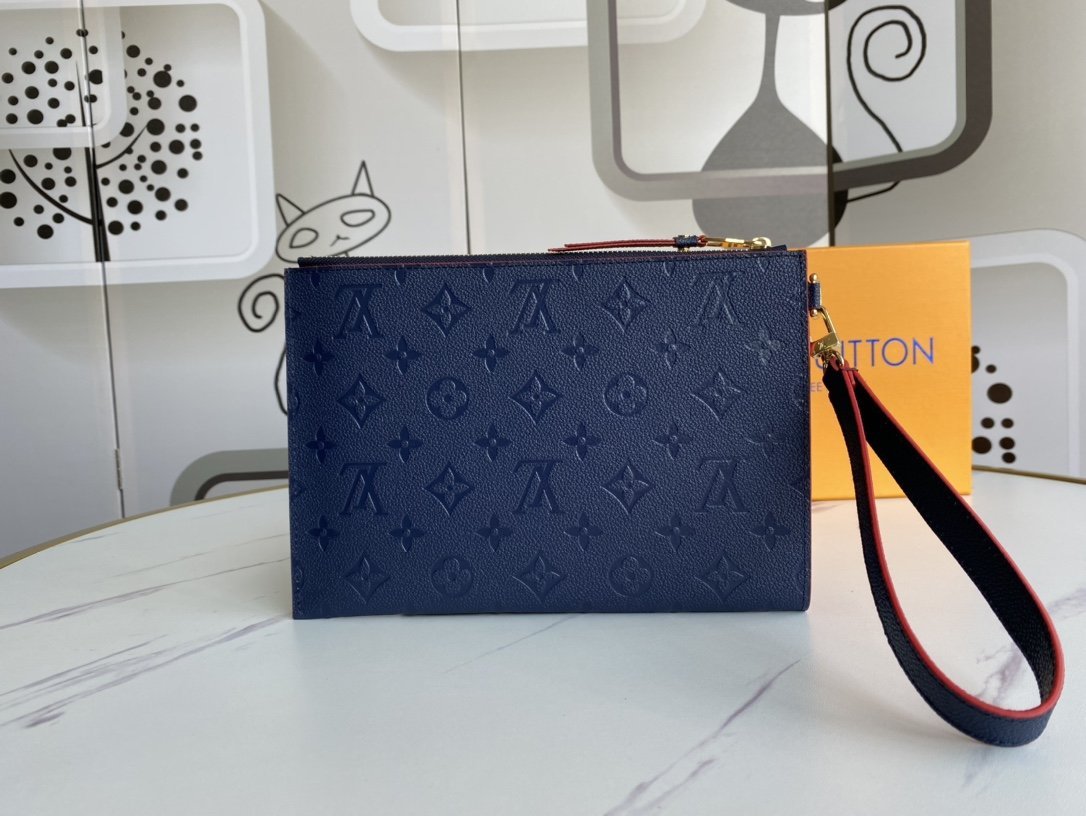 EN - New Arrival Wallet LUV 062