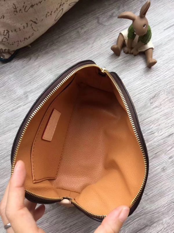 LOV2 Bags - Luxurious Bags  1145