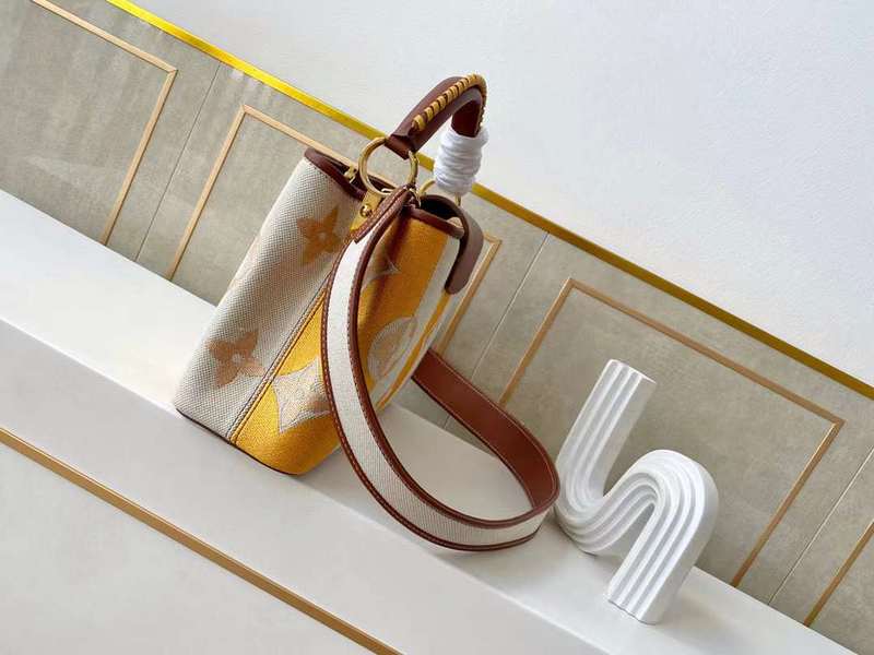 LOV2 Bags - Luxurious Bags  1102