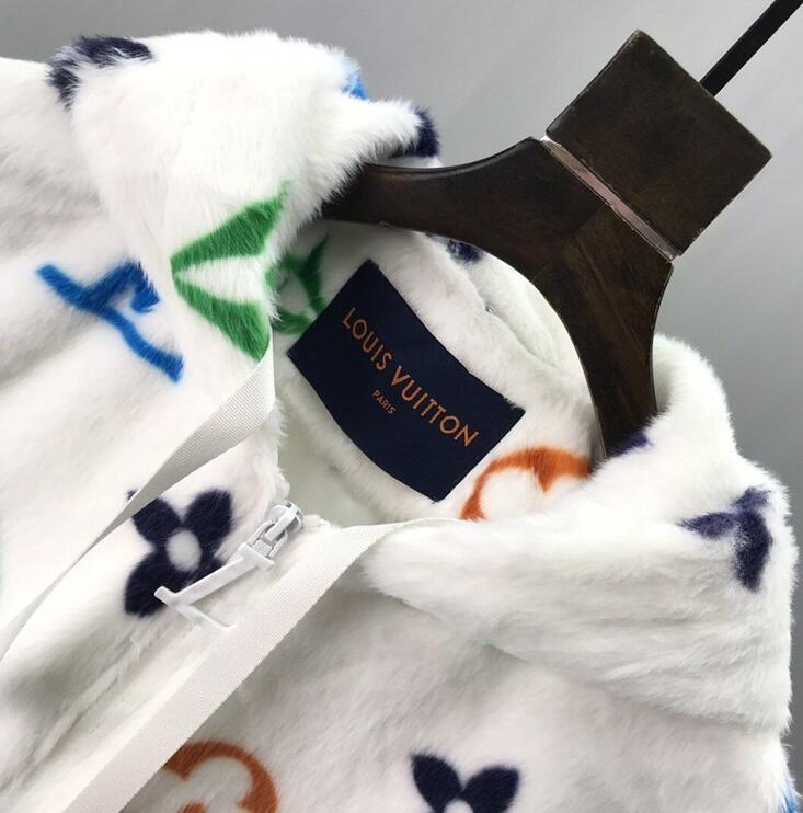 SAMC - LOV Clothes - 240