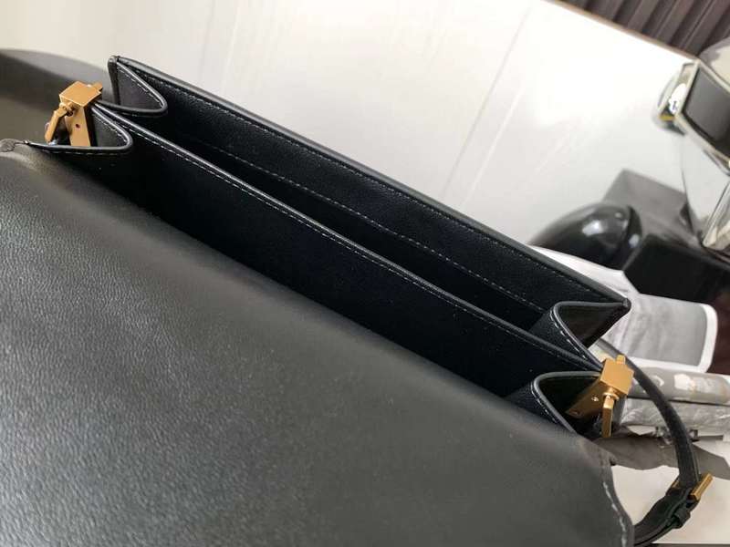 ELE - SLY Bags 620
