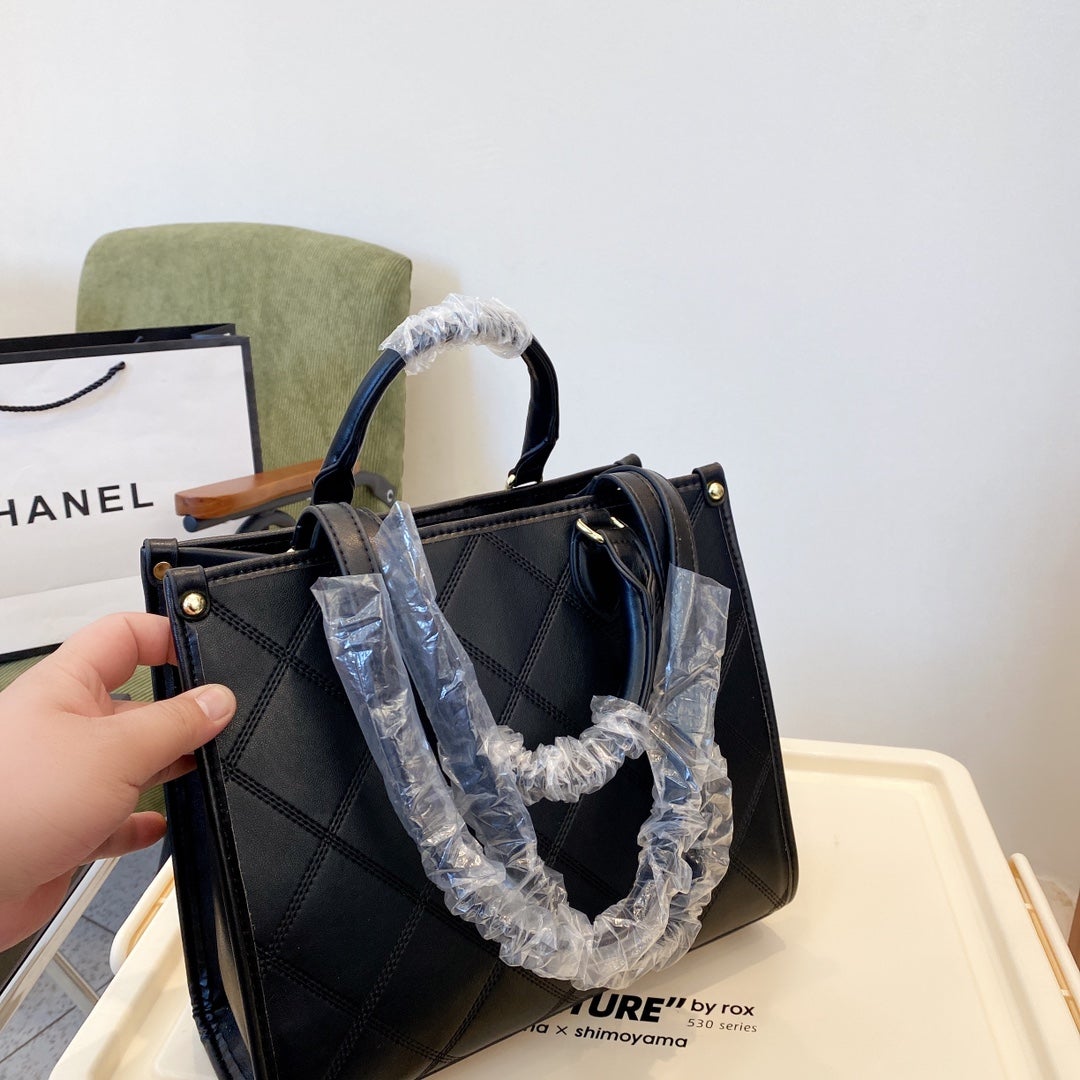 EN - New Arrival Bags CHL 302