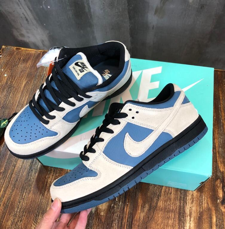 SAMC - NKE Shoes - 1740