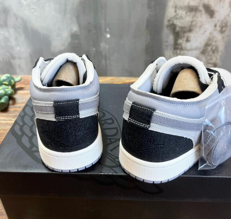SAMC - NKE Shoes - 362