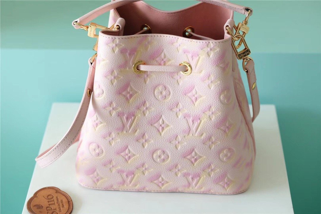 LV NeoNoe GLAMI Monogram Empreinte Pink For Women,  Shoulder And Crossbody Bags 7.9in/20cm LVÃ‚Â 