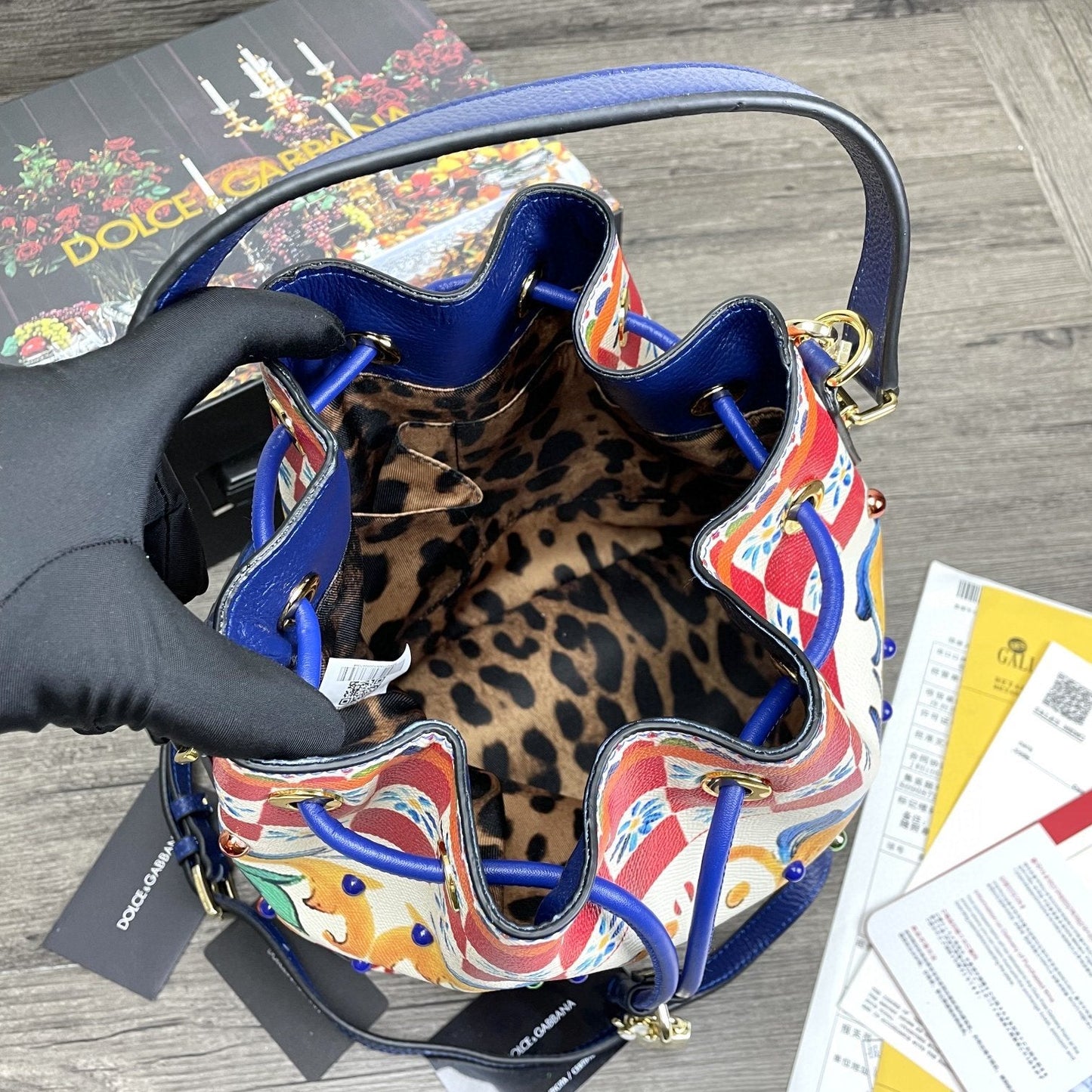 GLAMI Print Crespo Bucket Bag Multicolor With Branded Plate For Women GLAMI Bag