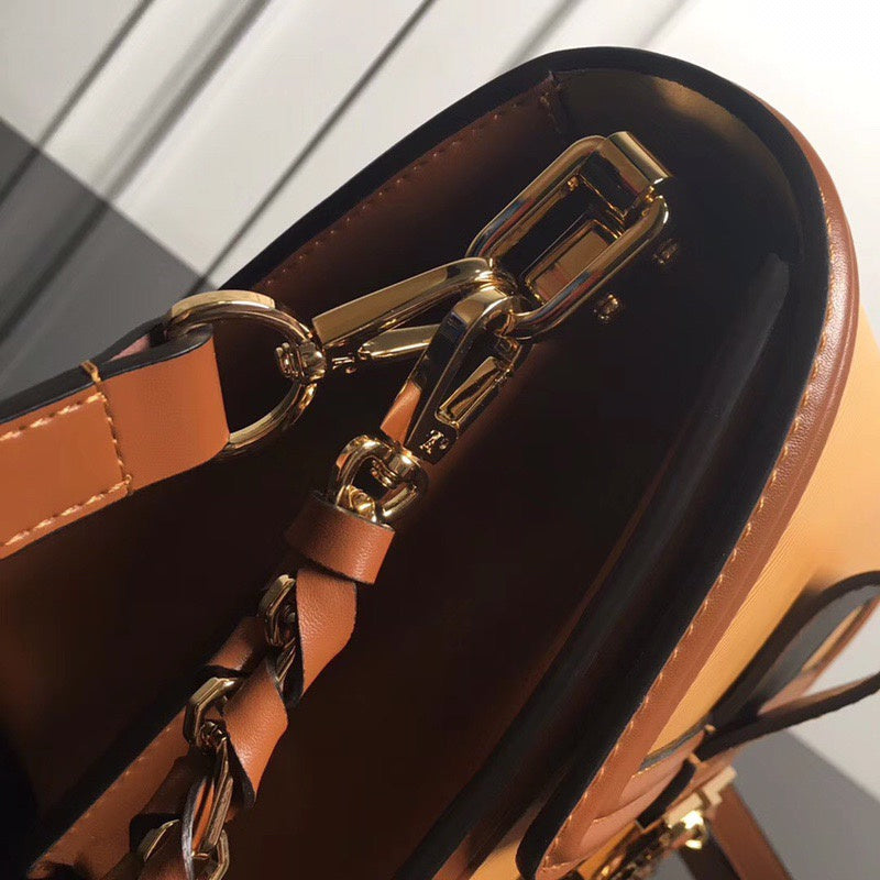 LOV2 Bags - Luxurious Bags  1858