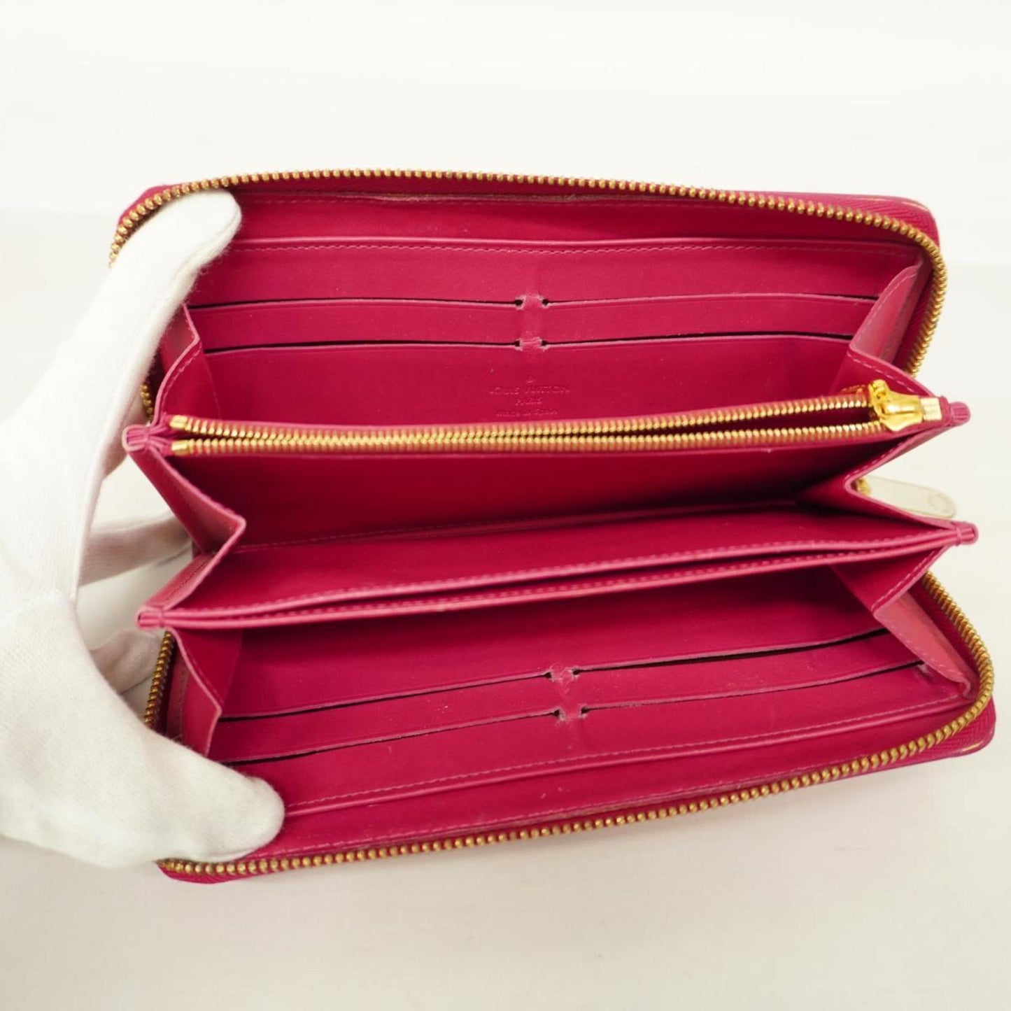 Louis Vuitton Zippy Wallet  Patent Leather Wallet  ()