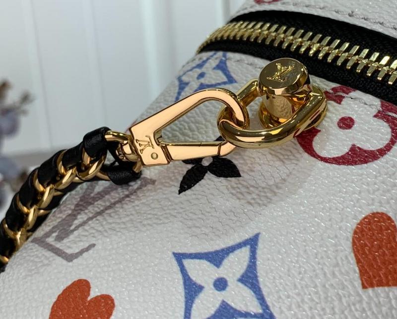 SAMC - LOV Bags - 2642