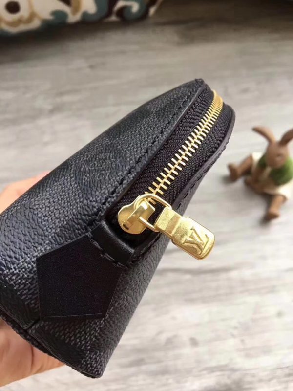 LOV2 Bags - Luxurious Bags  1147