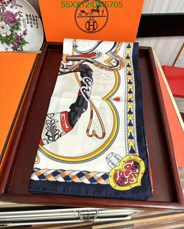 SAMC - HMS Scarves - 082