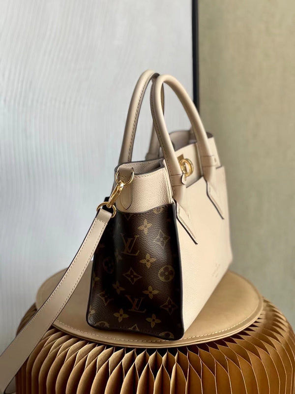 LOV2 Bags - Luxurious Bags  1040