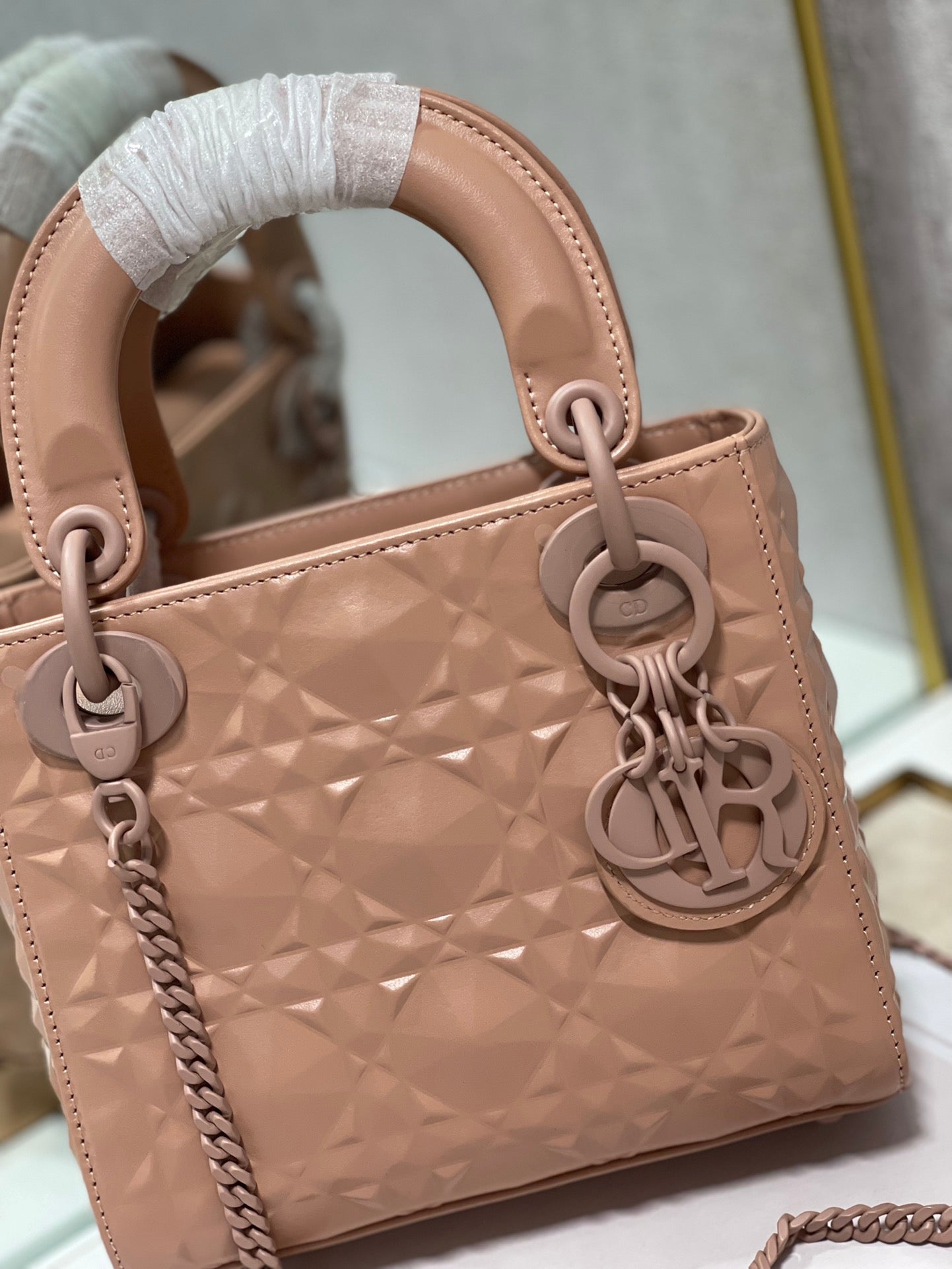 GLAMI Mini Lady Bag Cannage with Beaded Motif, Brown, For Women WomenÃ¢â‚¬â„¢s Handbags, Crossbody Bags, 18cm CD