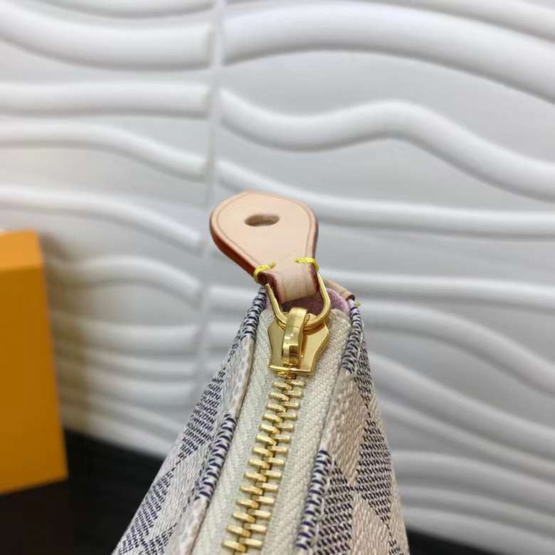 LOV2 Bags - Luxurious Bags  1132