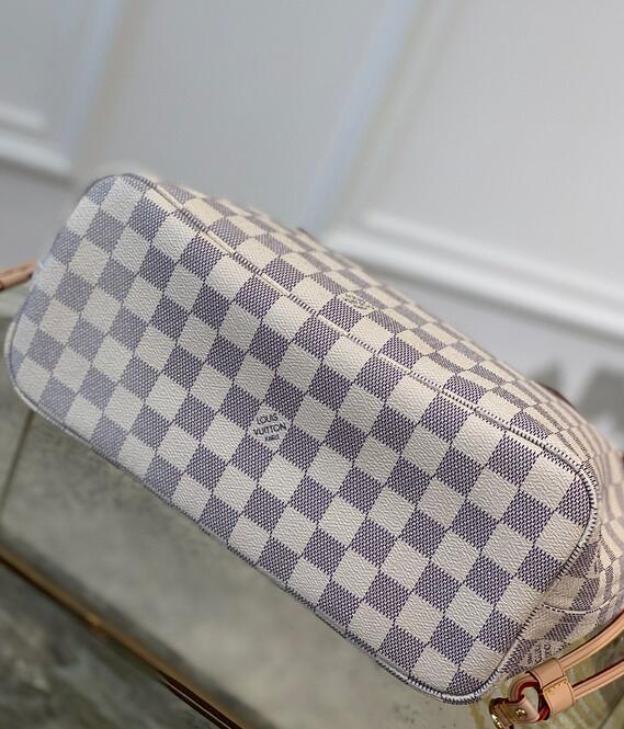 SAMC - LOV Bags - 2960