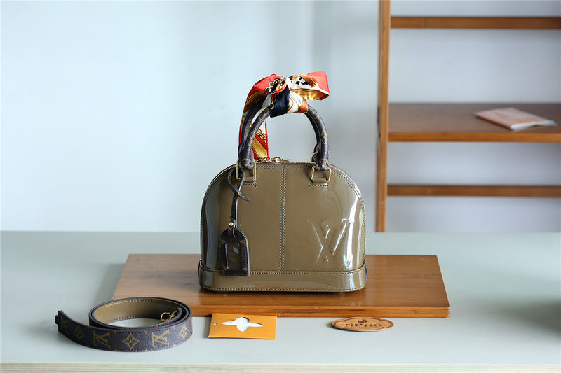 Glami-is - LOV Lady Bags - 1937