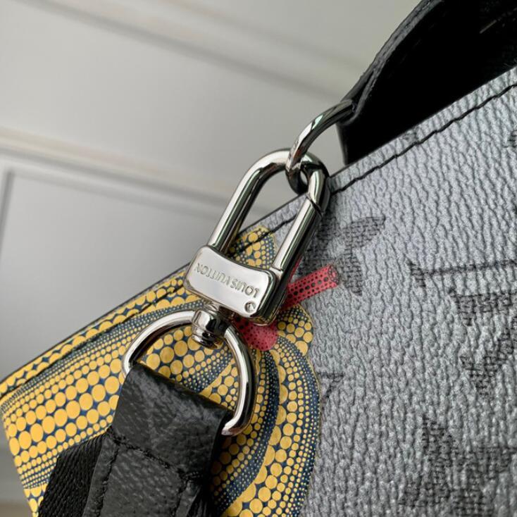 SAMC - LOV Bags - 1233