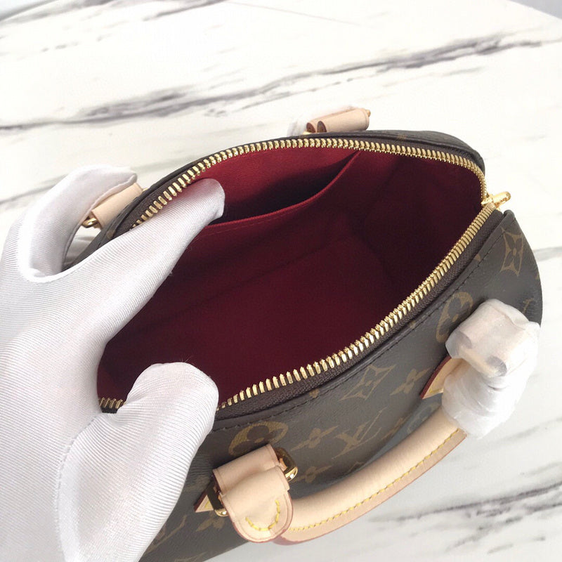 LOV2 Bags - Luxurious Bags  1107