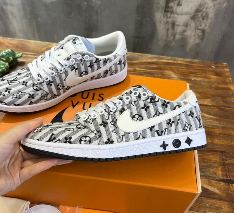 SAMC - NKE Shoes - 391