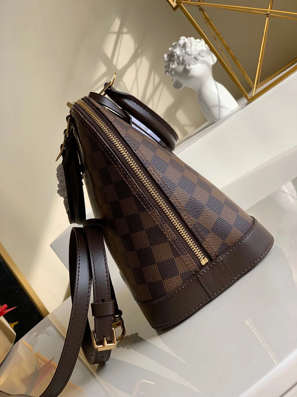 LOV2 Bags - Luxurious Bags  1456
