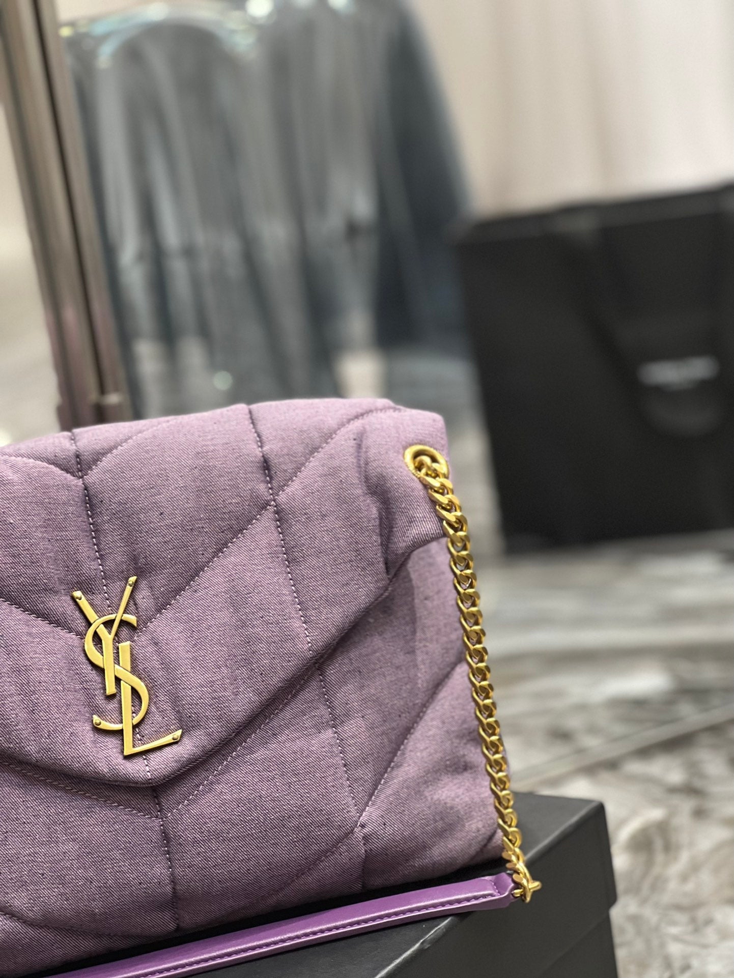 GLAMI Puffer MeGLAMIum Chain Bag Blesched Lilac In Denim For Women 13.8in/35cm YSL