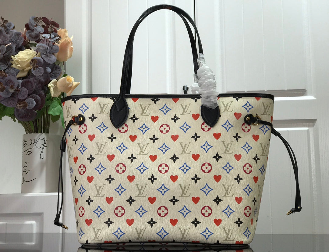 LV Neverfull MM Game On Tote Bag Monogram Canvas White By Nicolas Ghesquiere For Women, WomenÃ¢â‚¬â„¢s Handbags, Shoulder Bags 12.2in/31cm LV M57462
