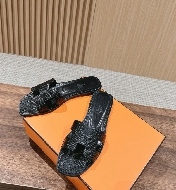 SAMC - HMS Women Shoes - 682
