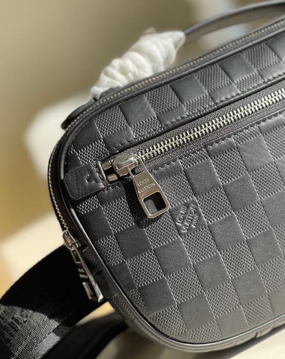 SAMC - LOV Bags - 2553