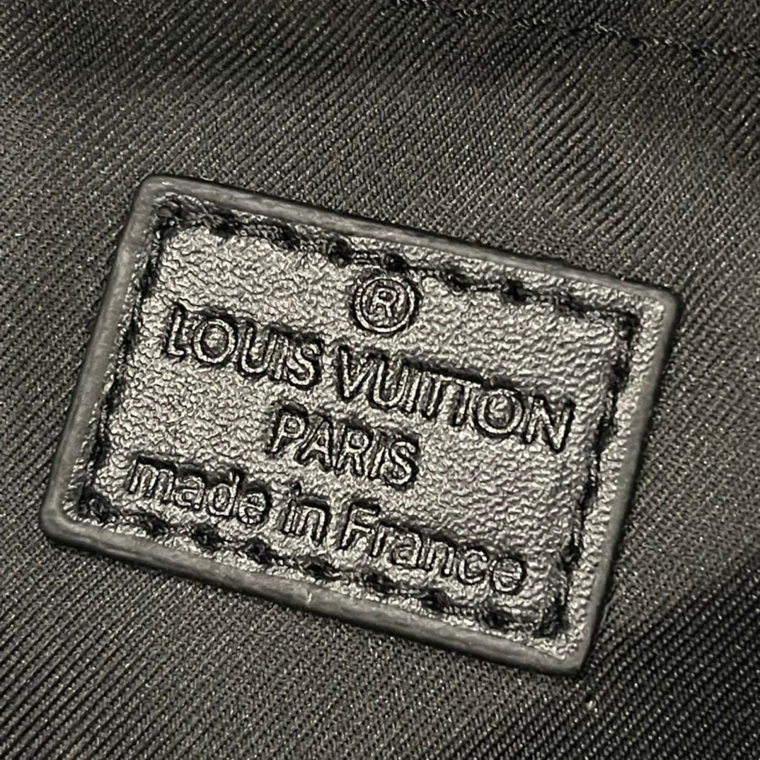 EN - Luxury Bags LUV 855