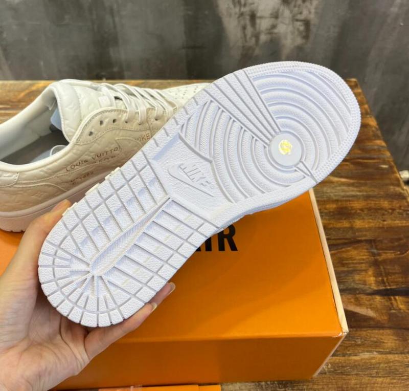 SAMC - NKE Shoes - 412