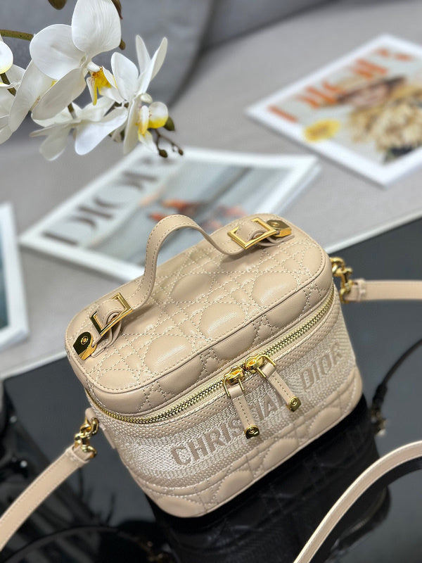 ELE - Dir Bags - 066