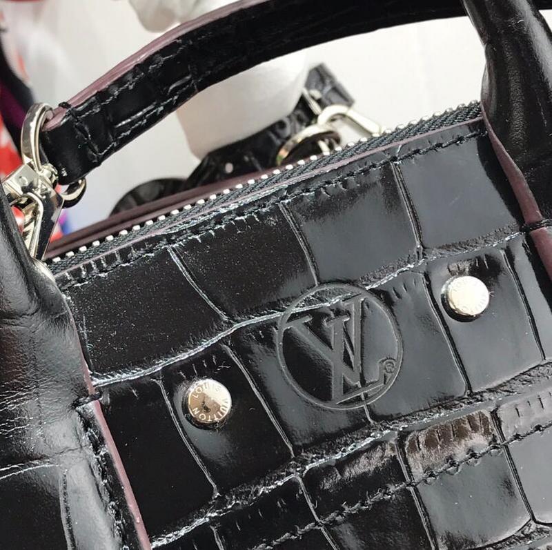 SAMC - LOV Bags - 2678