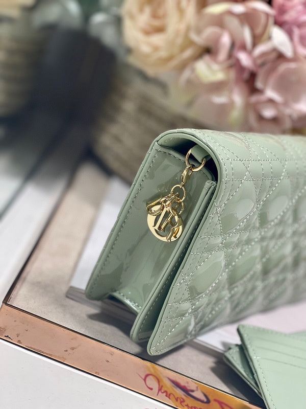 ELE - Dir Bags - 1309