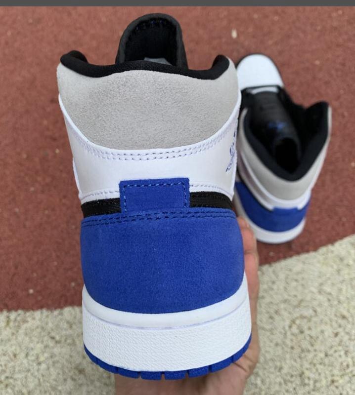 SAMC - NKE Shoes - 1563