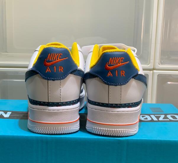 SAMC - NKE Shoes - 720
