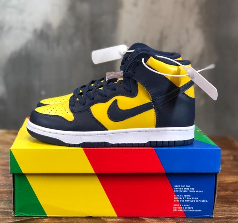 SAMC - NKE Shoes - 1684