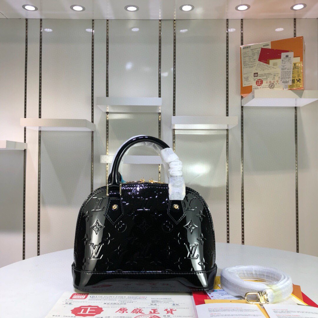 EN - New Arrival Bags LUV 058