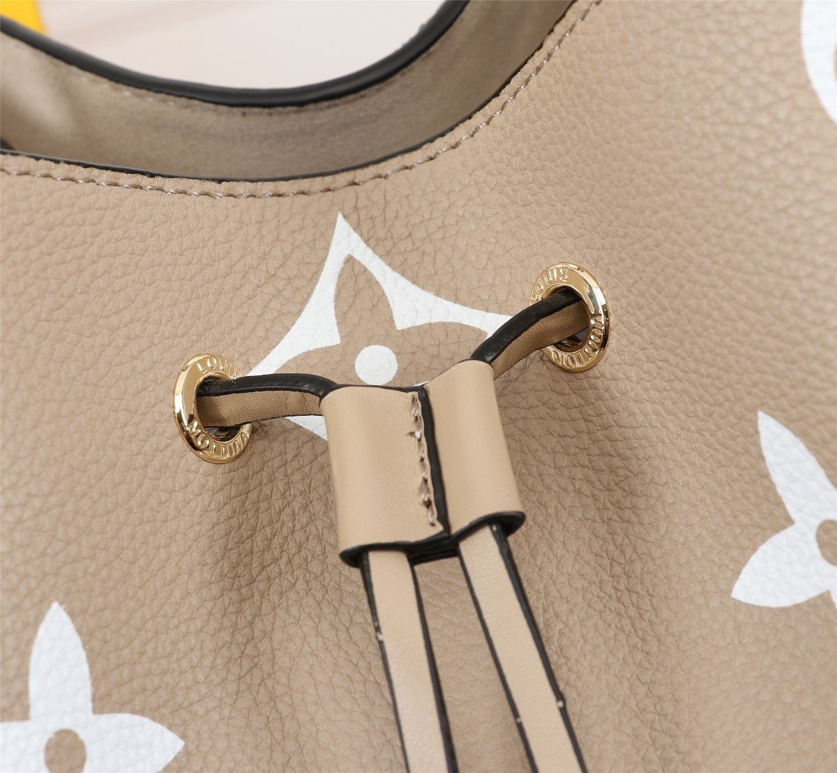 EN - New Arrival Bags LUV 032