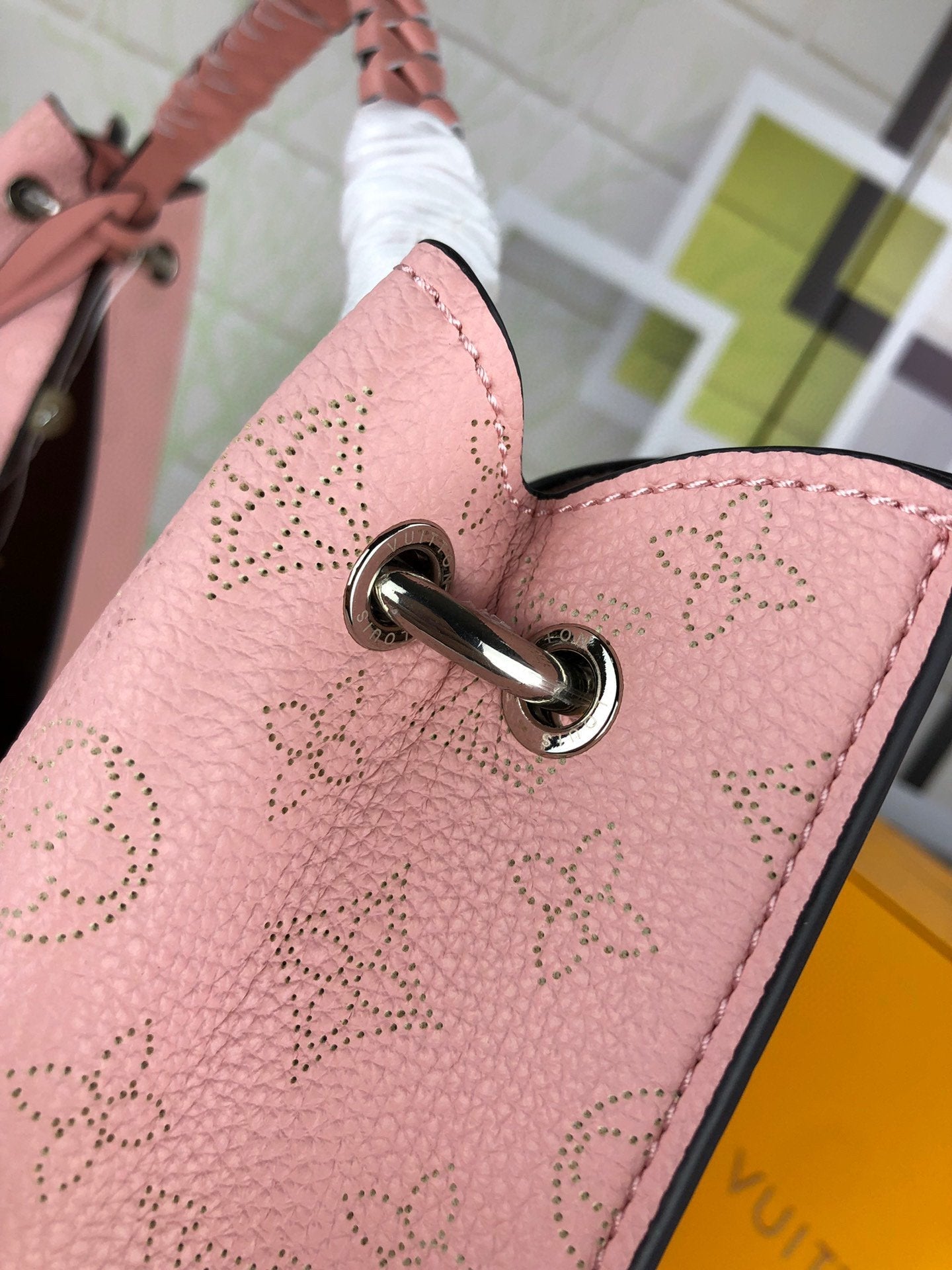 EN - New Arrival Bags LUV 050