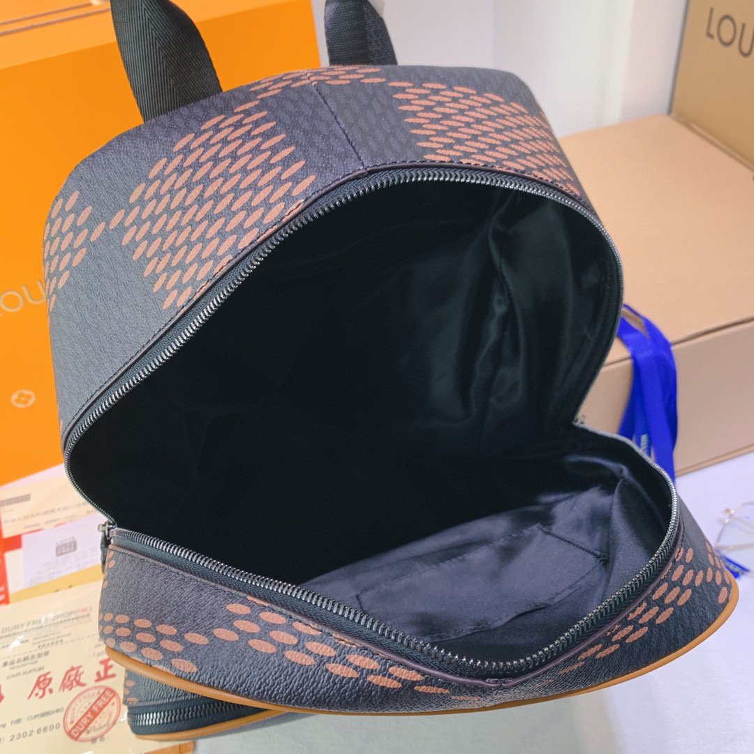 EN - New Arrival Bags LUV 056