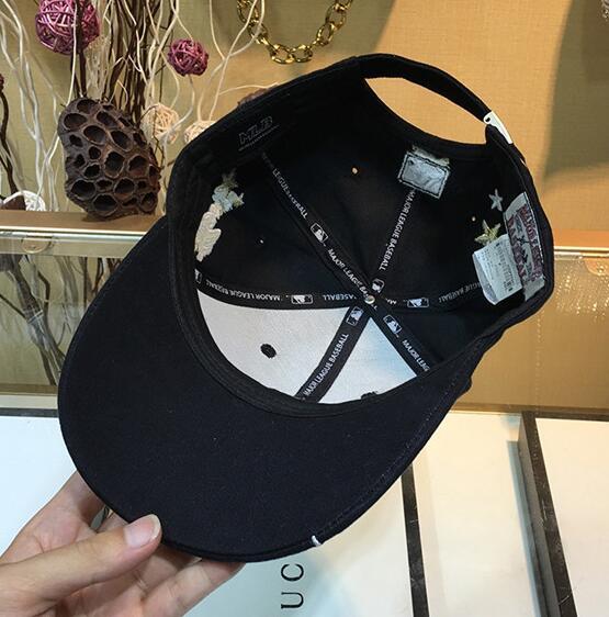 SAMC - Mix Hats - 068