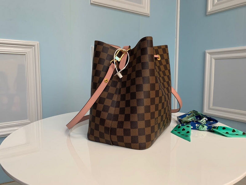 LOV2 Bags - Luxurious Bags  1400