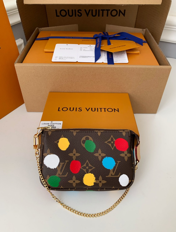 SAMC - LOV Bags - 1335