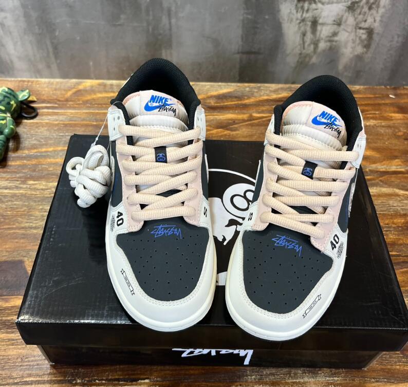 SAMC - NKE Shoes - 376